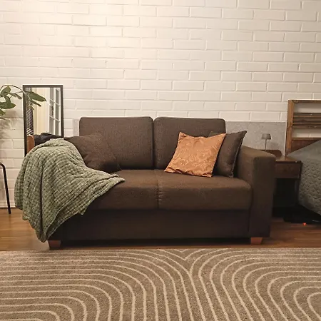 Linnaloft - Viihtyisä Asunto Linnan Vieressä Omalla Sisäänkäynnillä