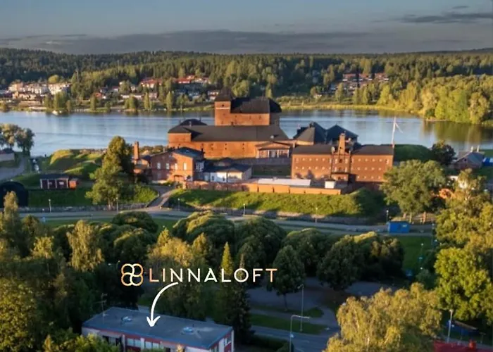 Linnaloft - Viihtyisae Asunto Linnan Vieressae Omalla Sisaeaenkaeynnillae Daire